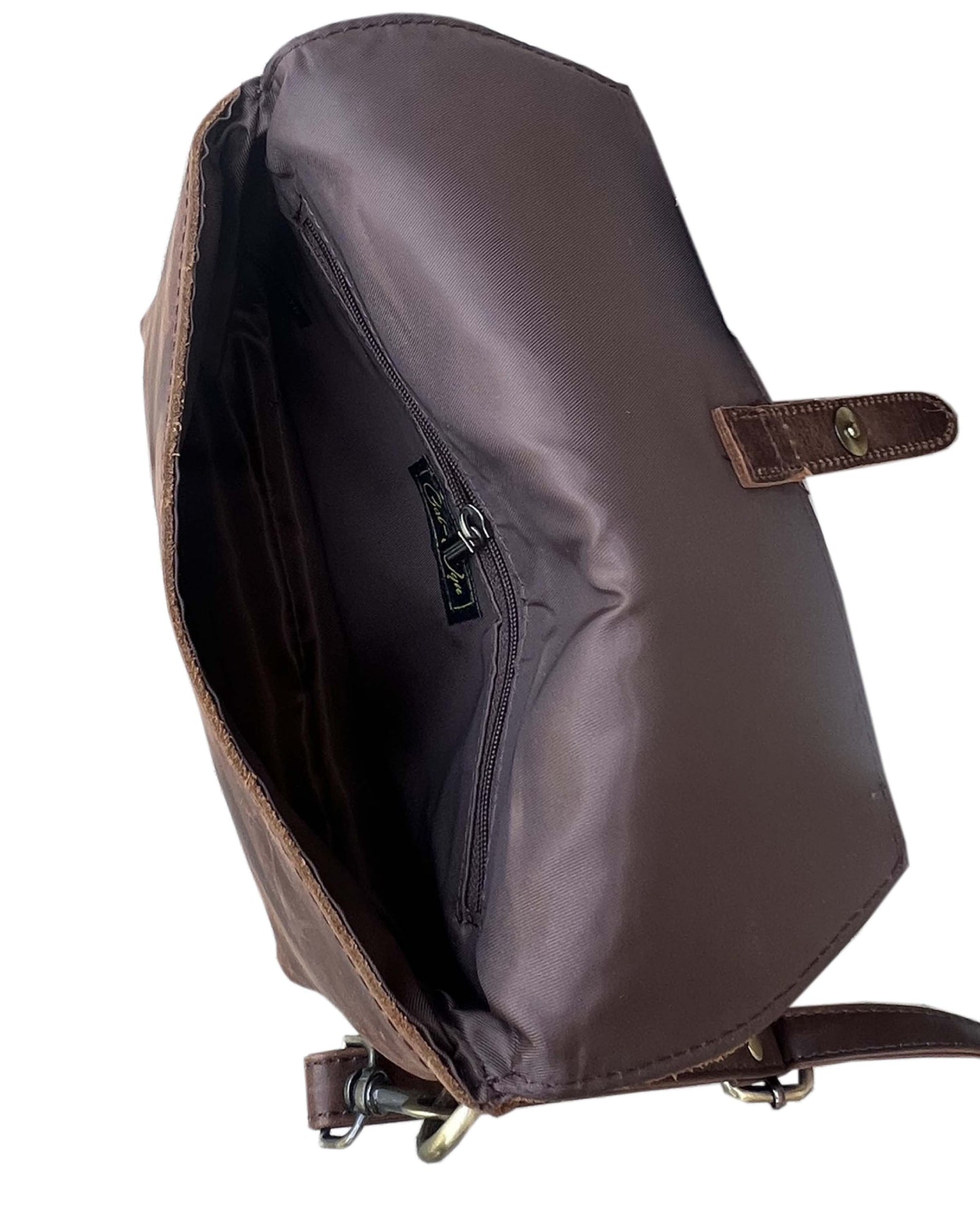 W022L crazy horse genuine leather crossbody: Brown