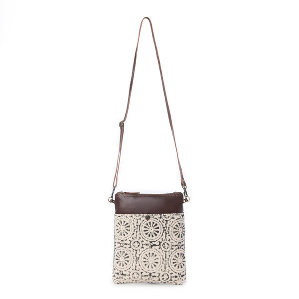 Mesa Weave Vintage Crossbody